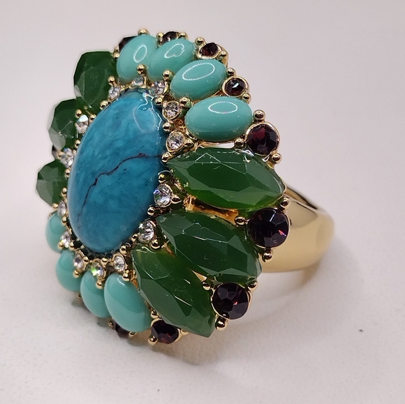 Large multi stone ring size 7 Gold Tone - Picture 5 of 13